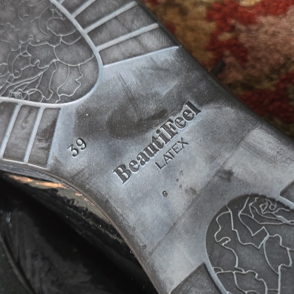 Beautifeel black leather floral sneakers - Picture 7 of 7